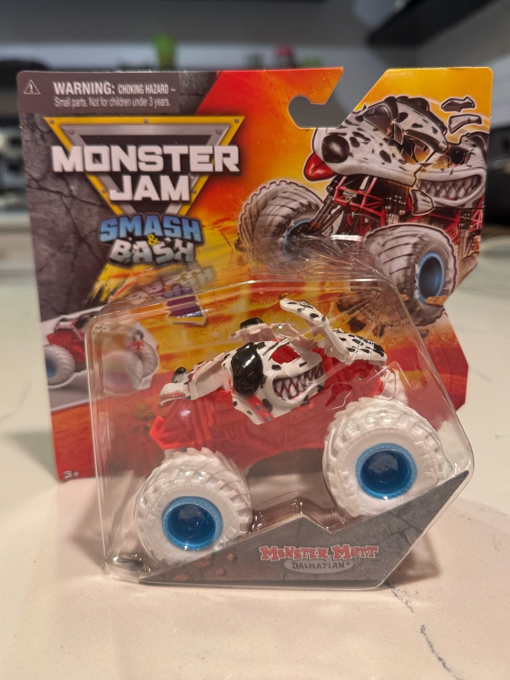 Monster Jam Smash & Bash Monster Mutt